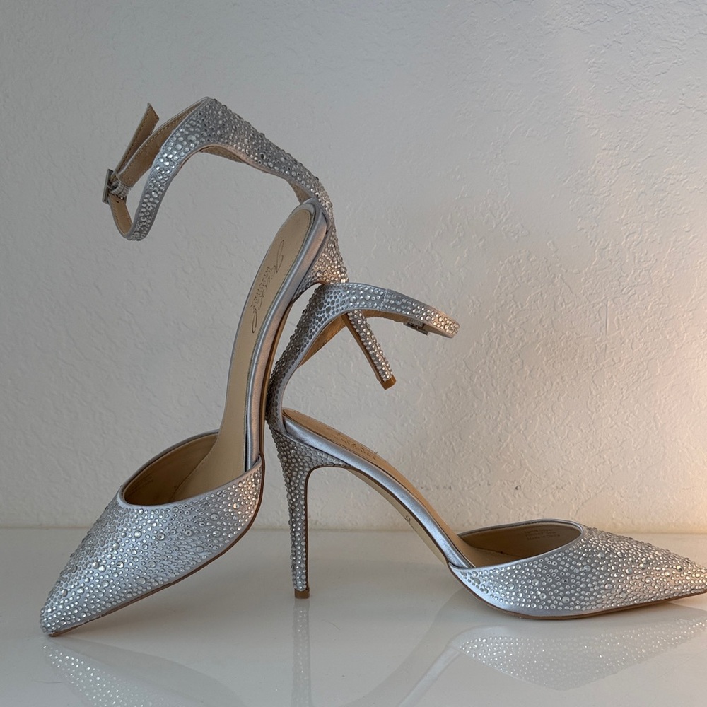 Jewel Badgley Mischka Silver Crystal-Embellished Pointed-Toe Stilettos